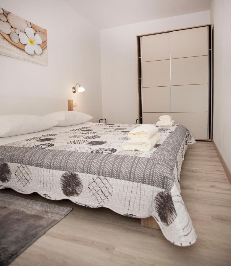 Apartmani Dragica Rovinj Exteriör bild