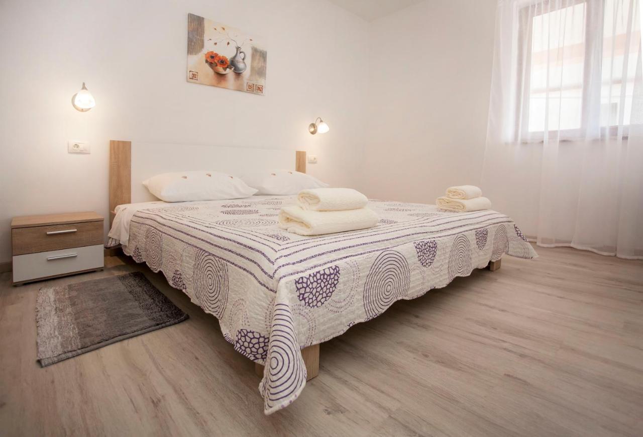 Apartmani Dragica Rovinj Exteriör bild